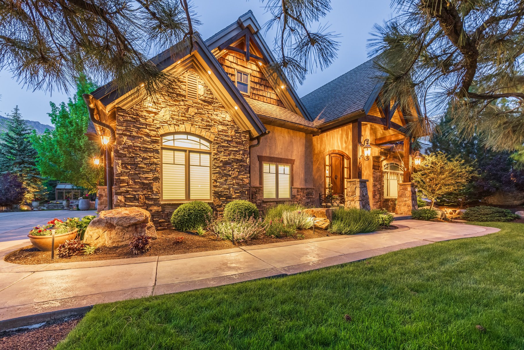 9621 S Glacier Park Lane
