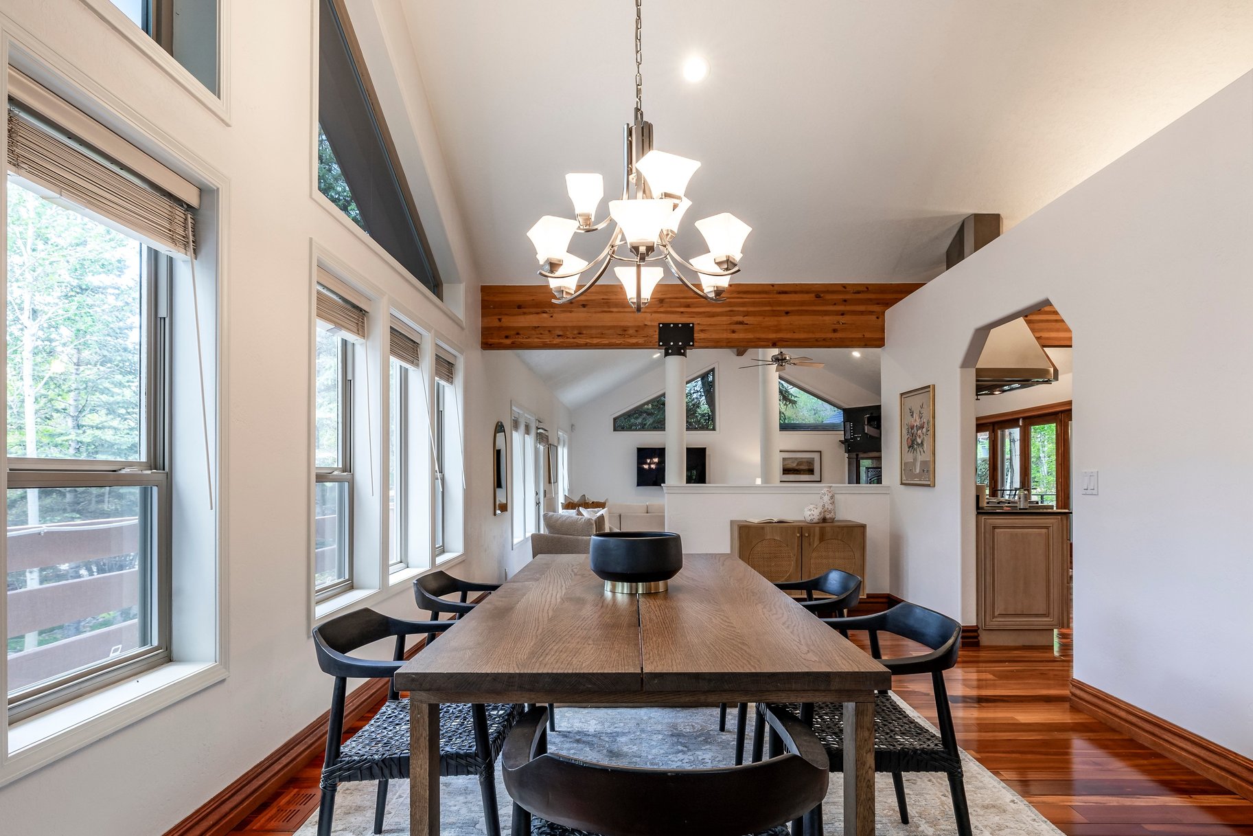 3452 W Saddleback Road 