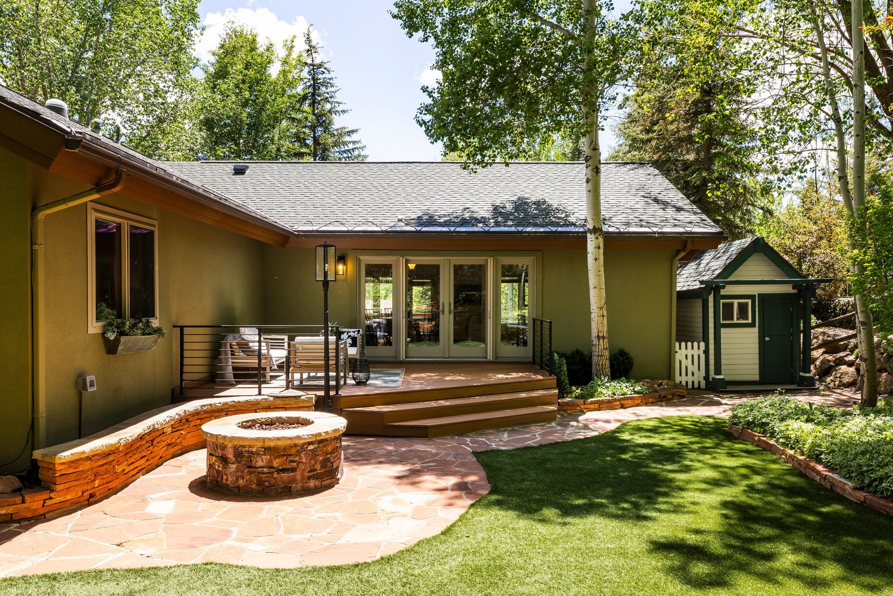 3452 W Saddleback Road 
