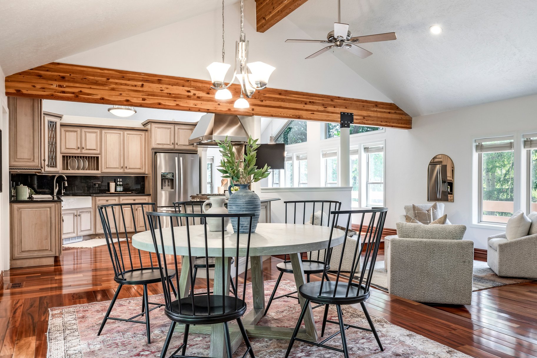 3452 W Saddleback Road 