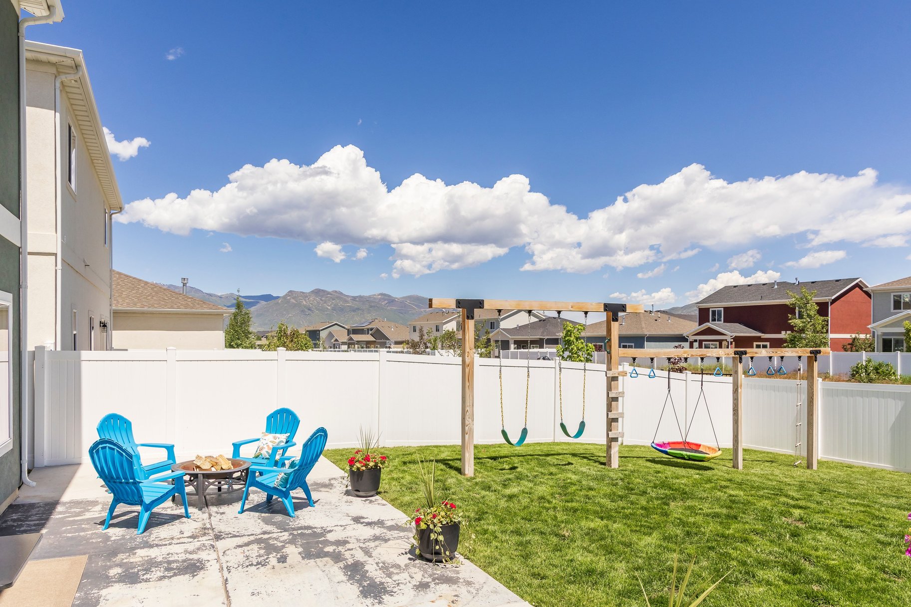 1115 E Becca Road 