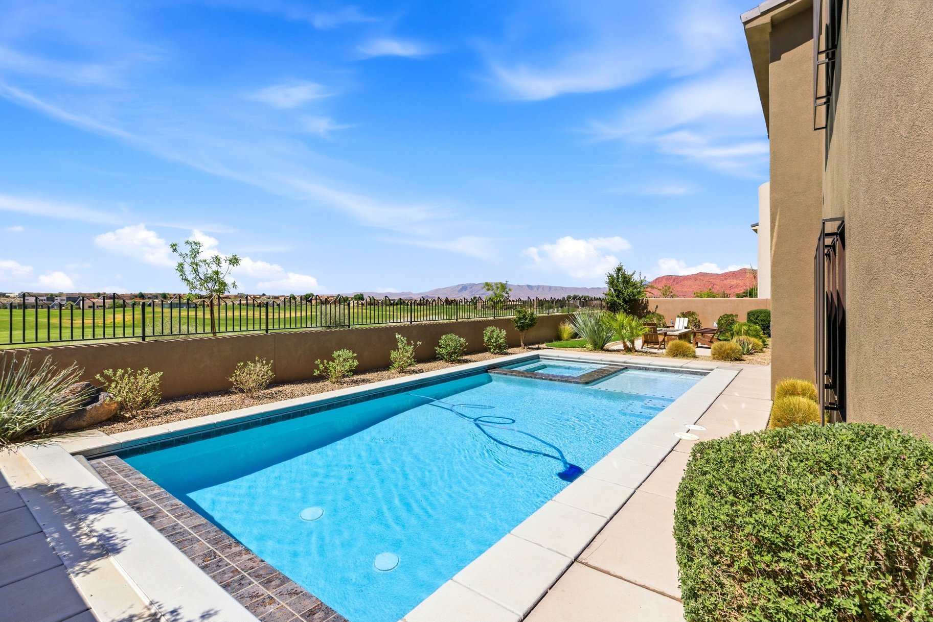 1451 W Shinnecock Drive