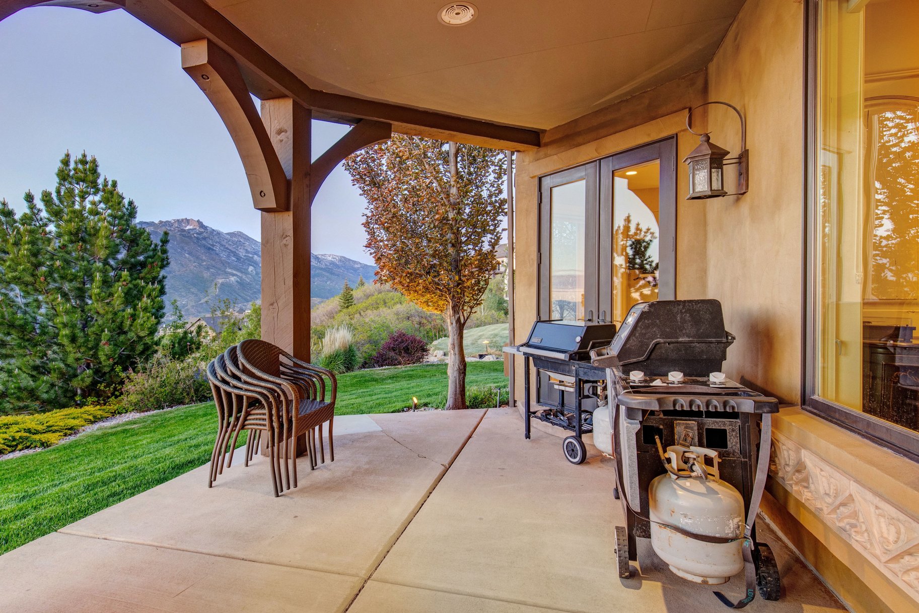 1479 E Trail Crest Court