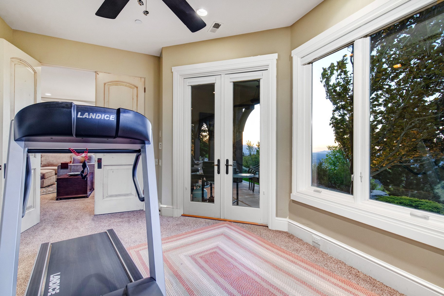 1479 E Trail Crest Court