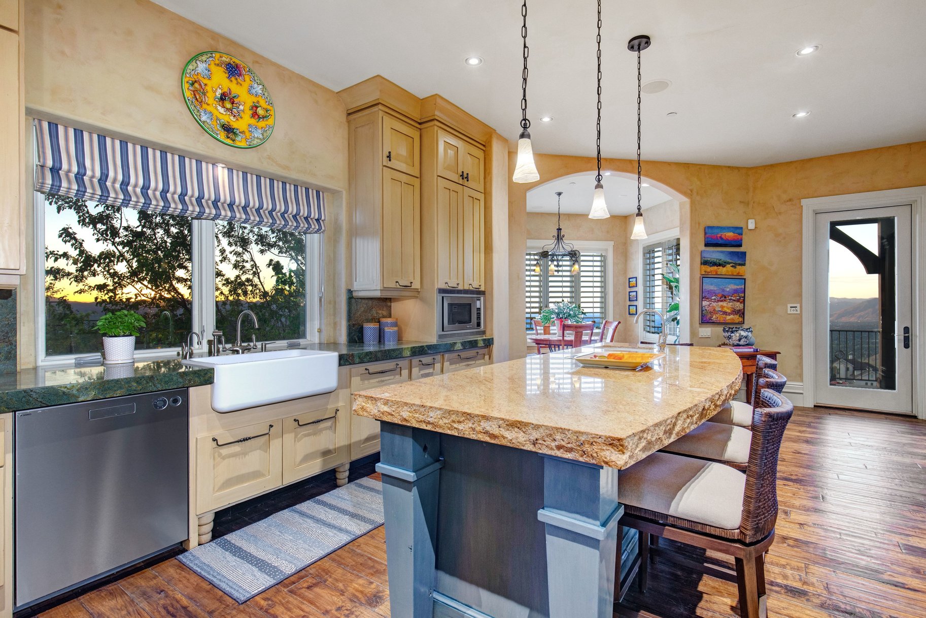 1479 E Trail Crest Court