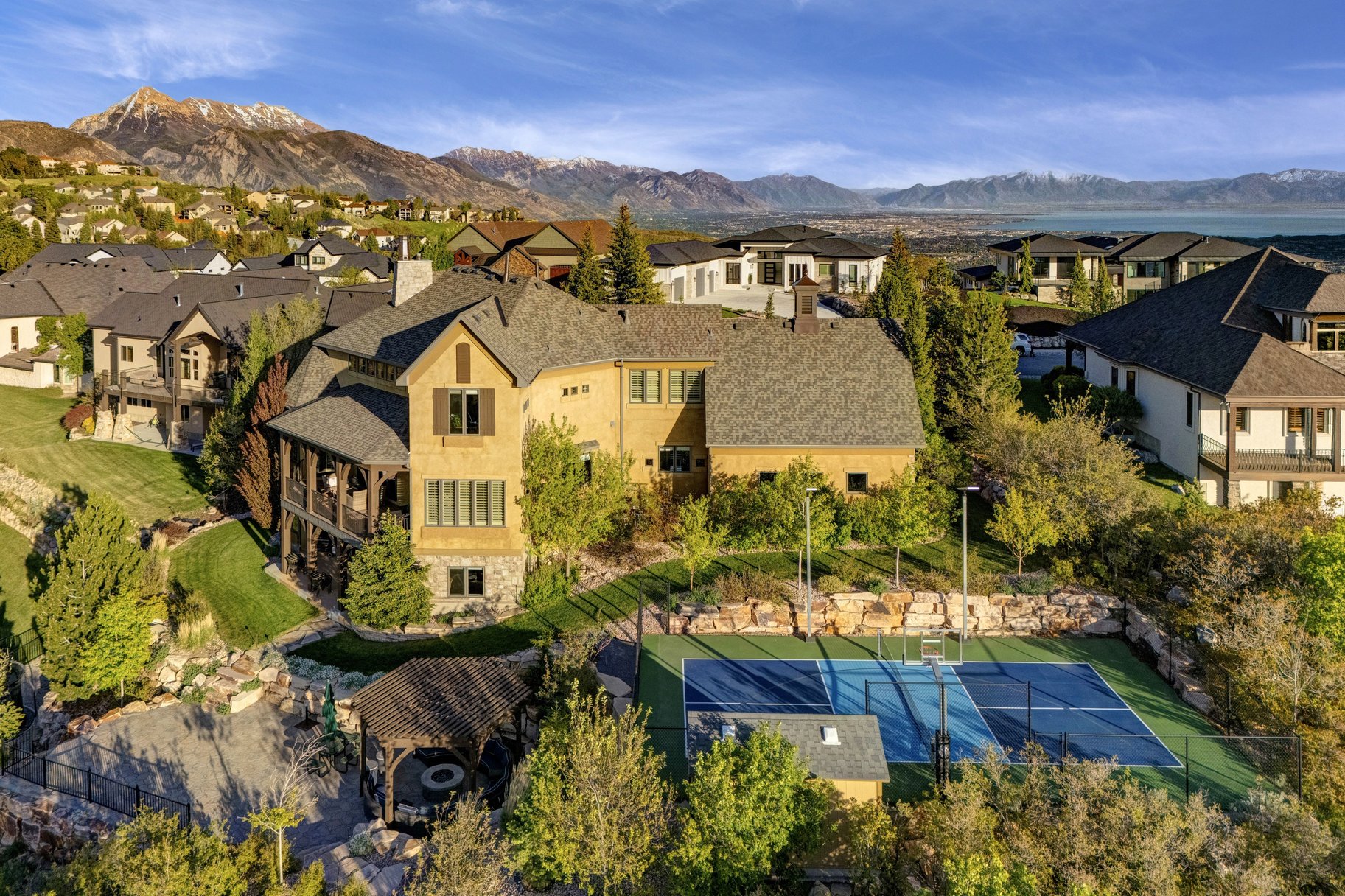 1479 E Trail Crest Court