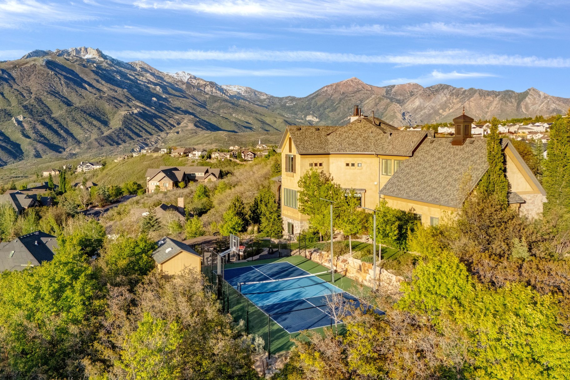 1479 E Trail Crest Court