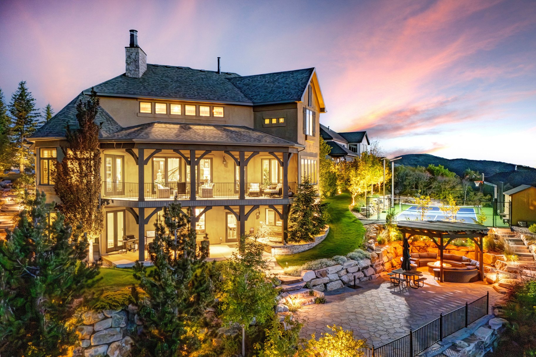 1479 E Trail Crest Court