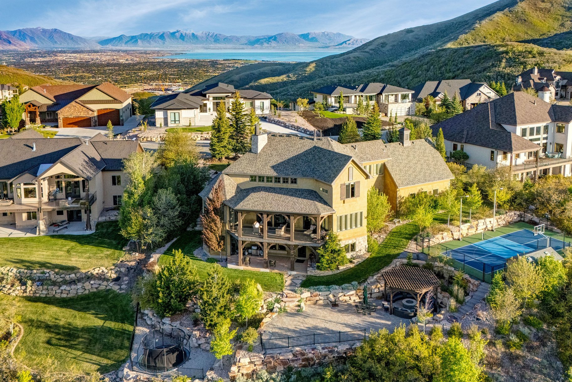 1479 E Trail Crest Court