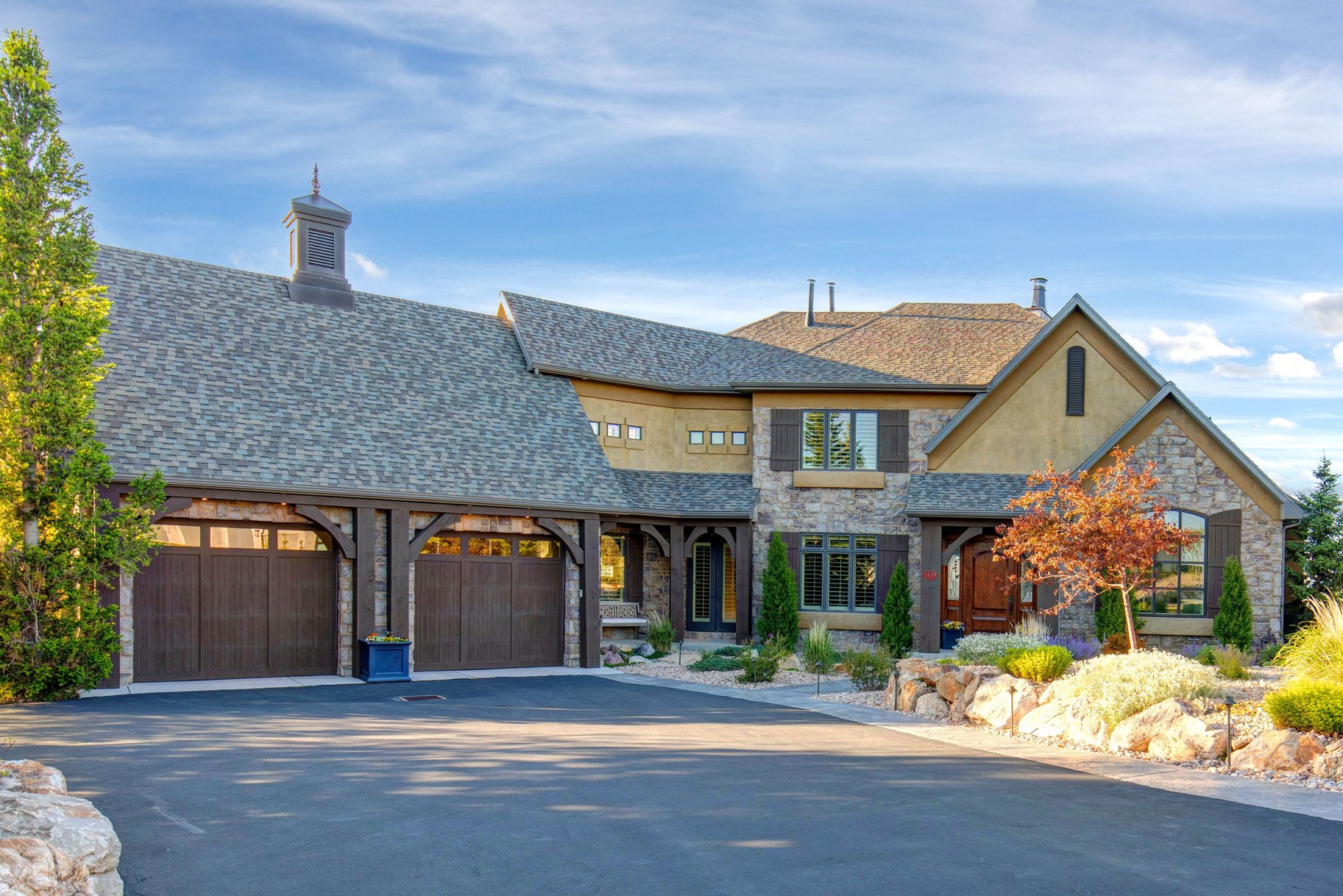 1479 E Trail Crest Court