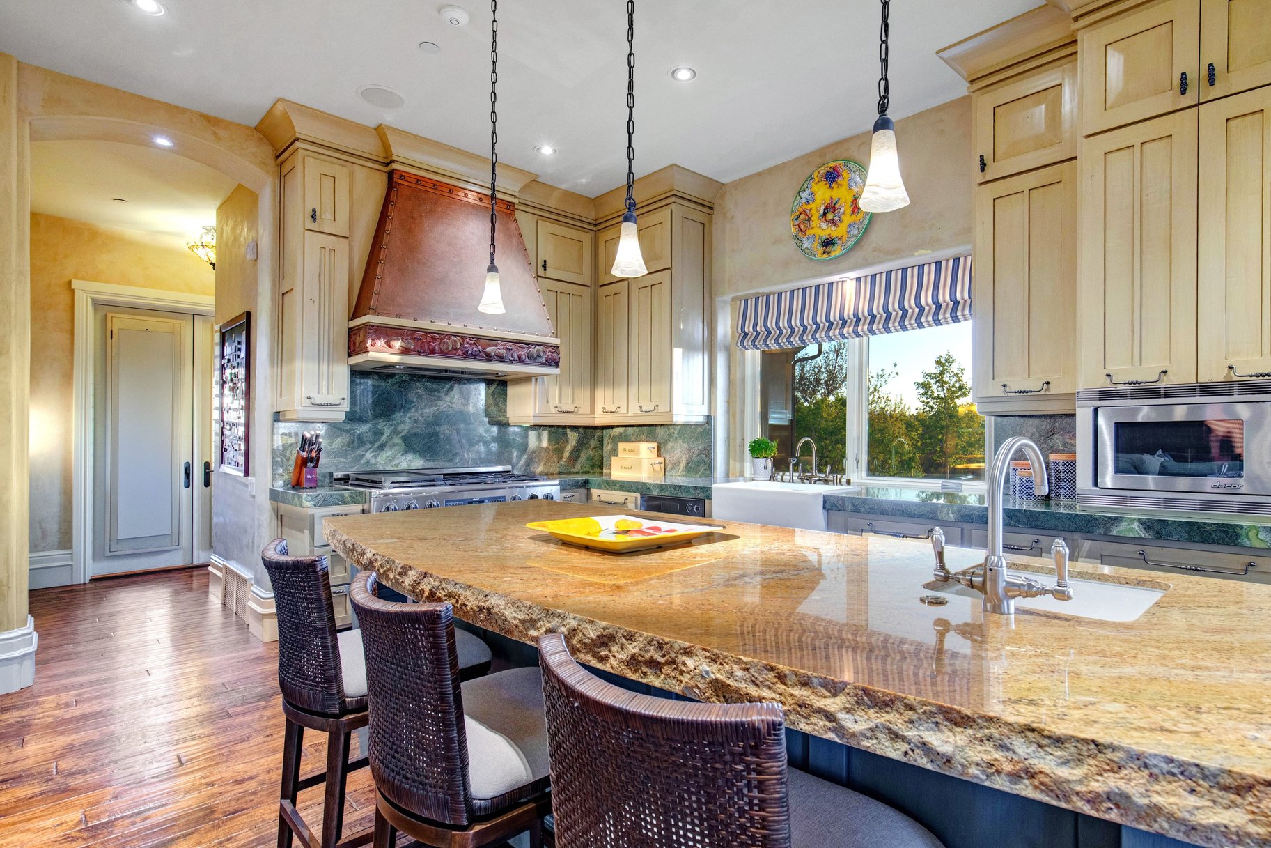 1479 E Trail Crest Court