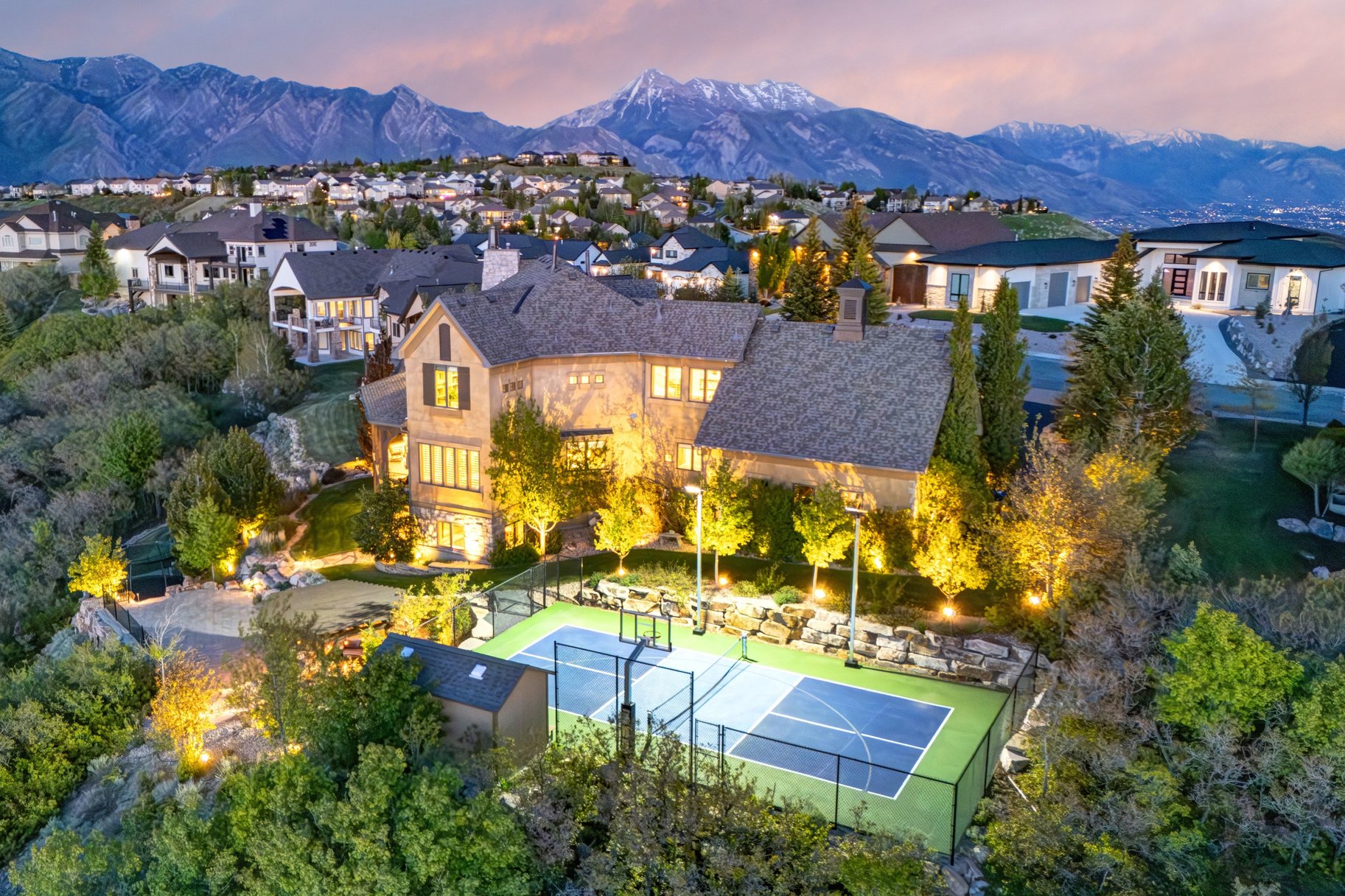 1479 E Trail Crest Court