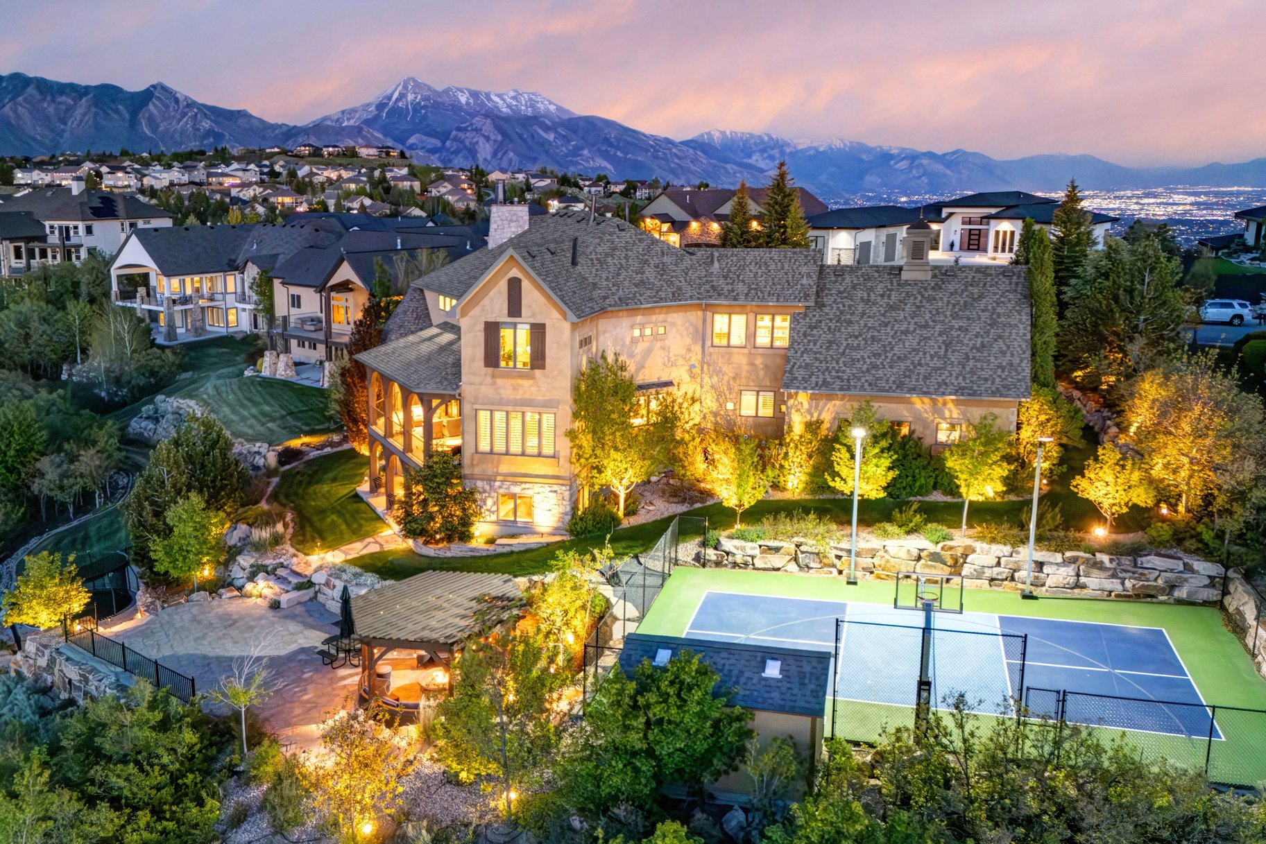 1479 E Trail Crest Court