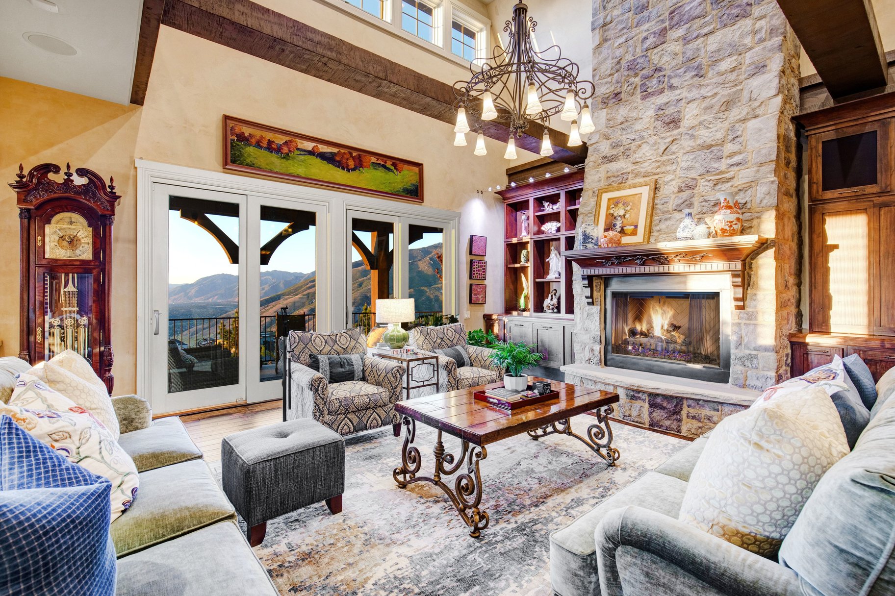 1479 E Trail Crest Court