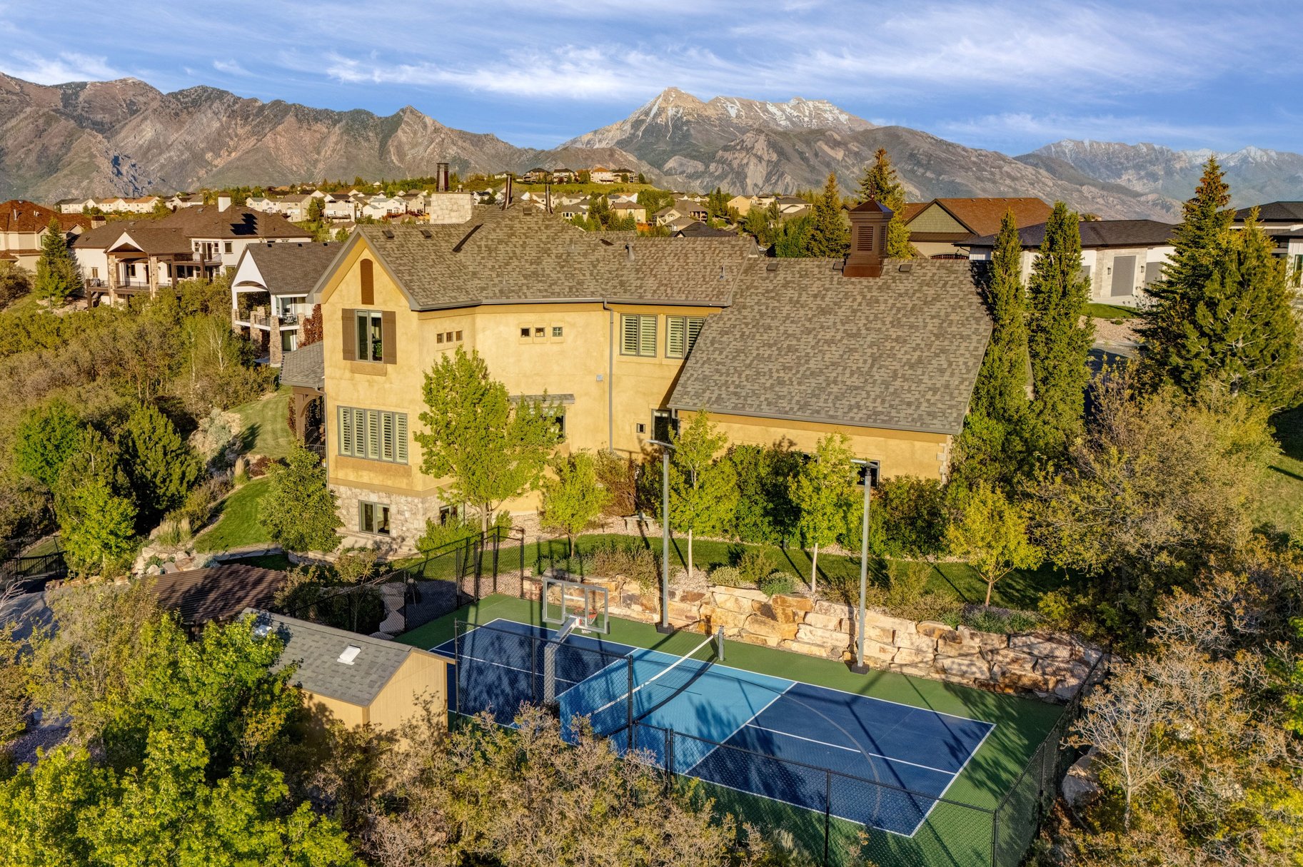 1479 E Trail Crest Court