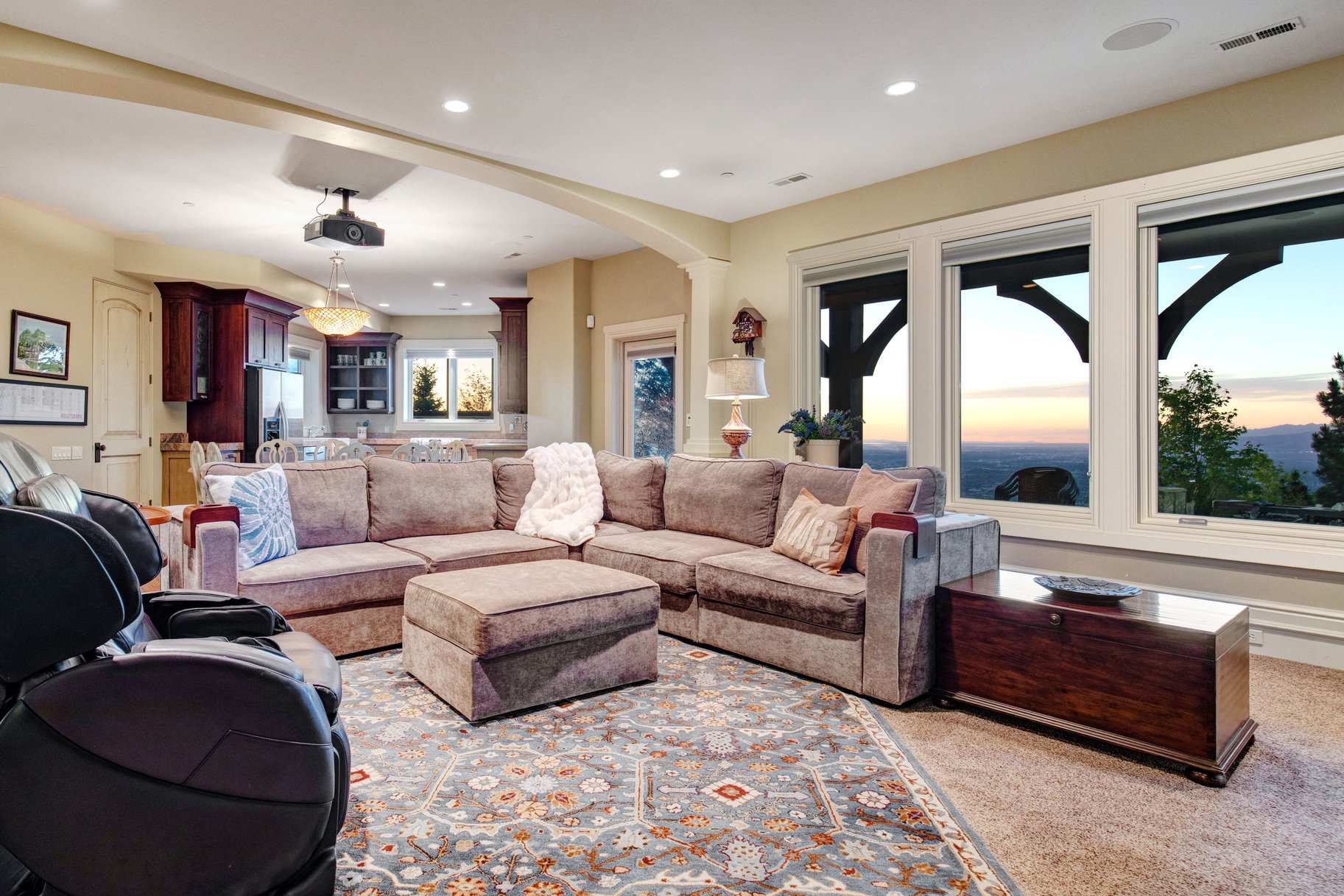 1479 E Trail Crest Court