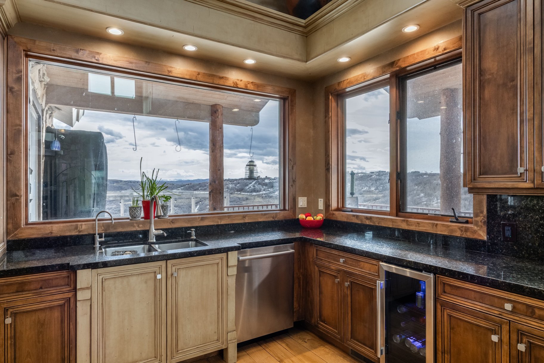 749 W Tollgate Canyon Road