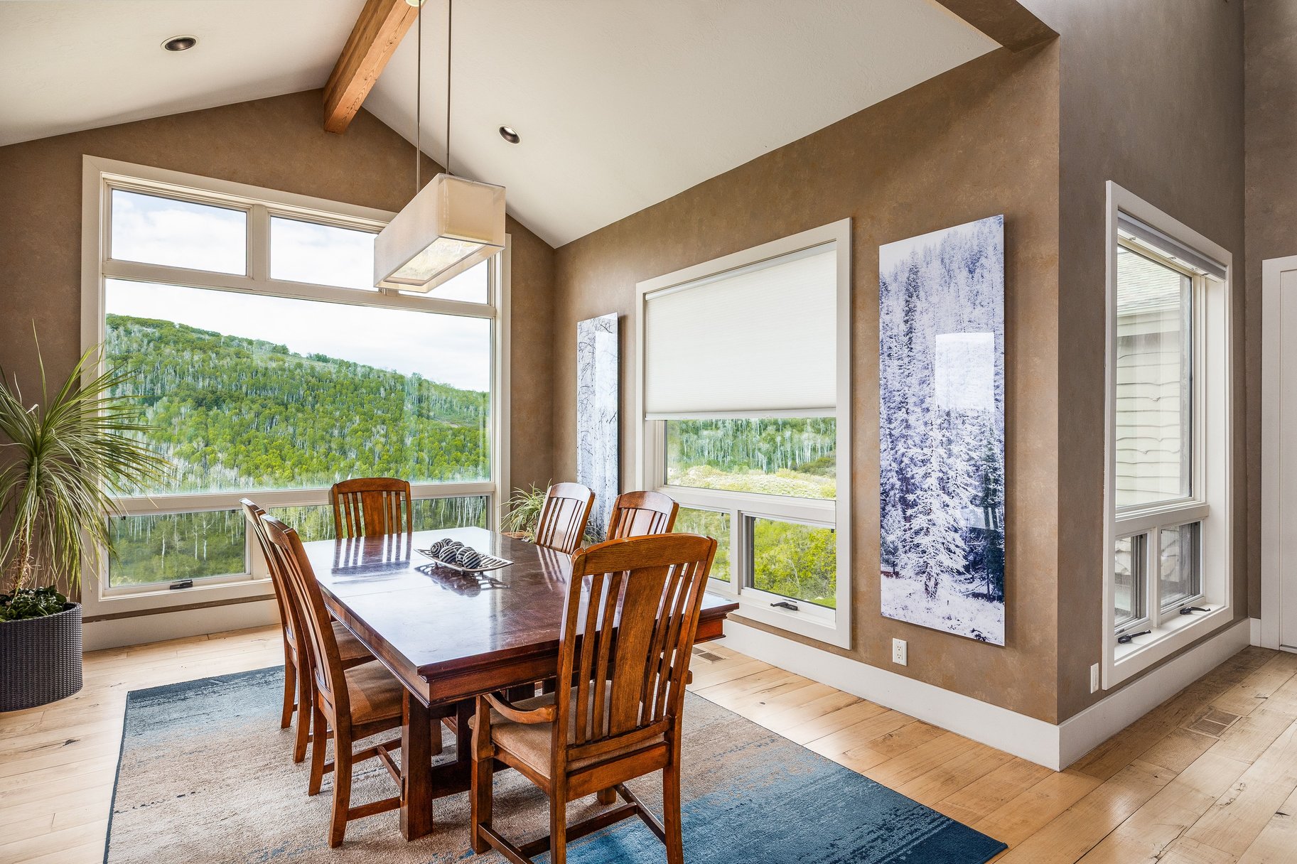 749 W Tollgate Canyon Road