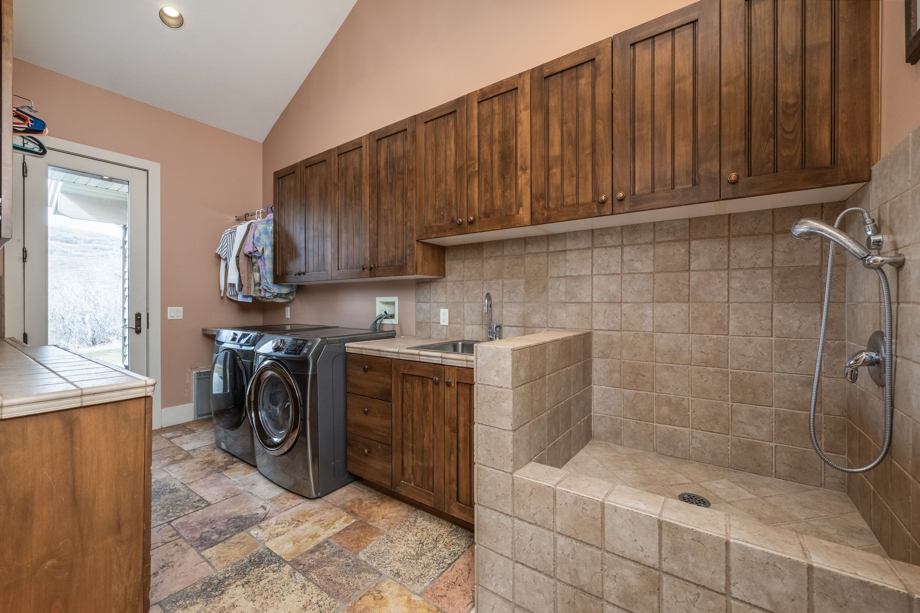 749 W Tollgate Canyon Road