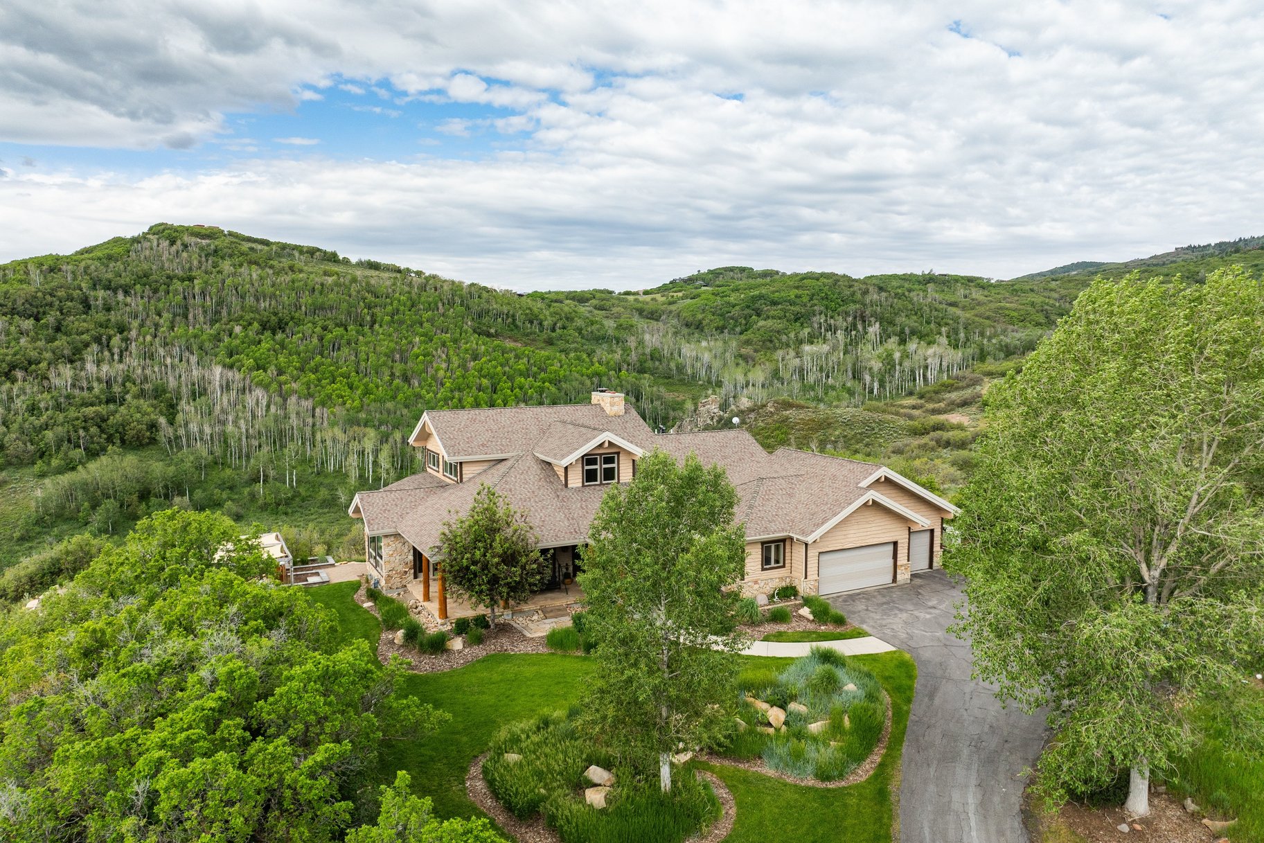 749 W Tollgate Canyon Road