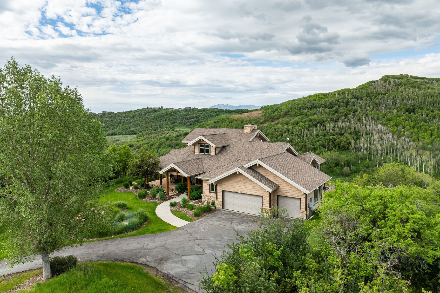 749 W Tollgate Canyon Road
