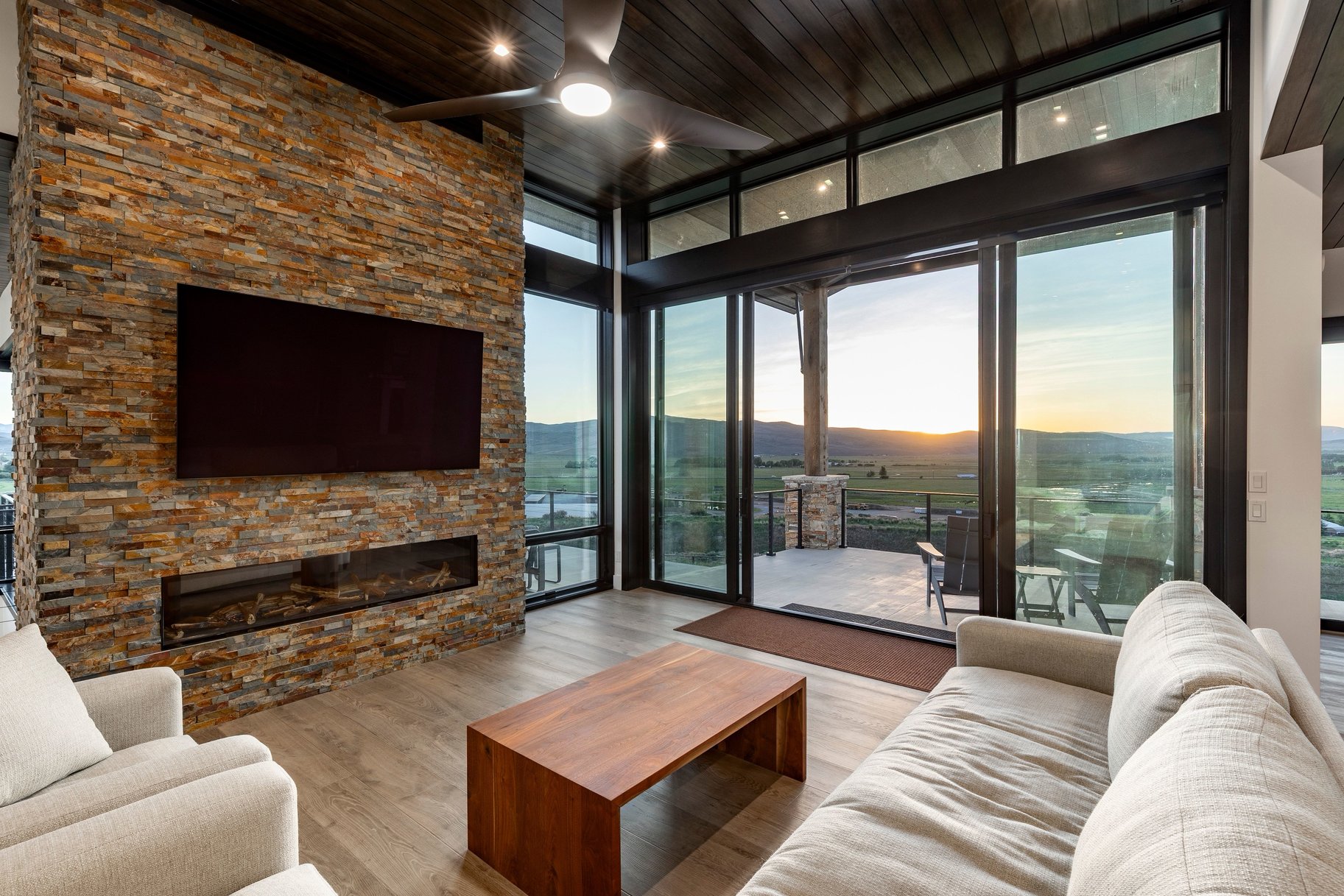 957 Wasatch View Drive