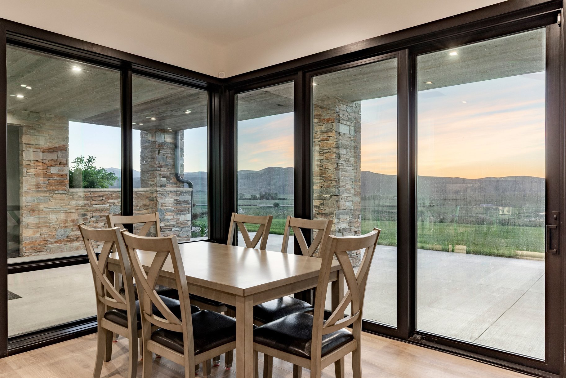 957 Wasatch View Drive