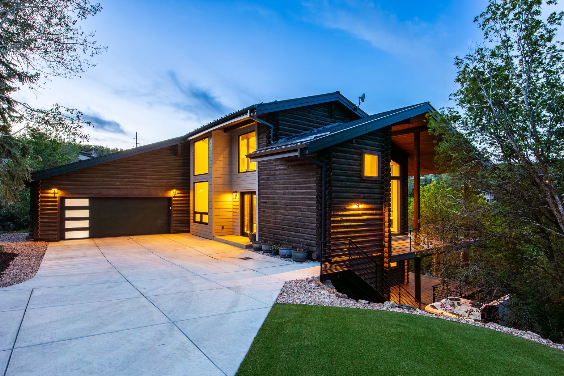 3765 Wagon Wheel way