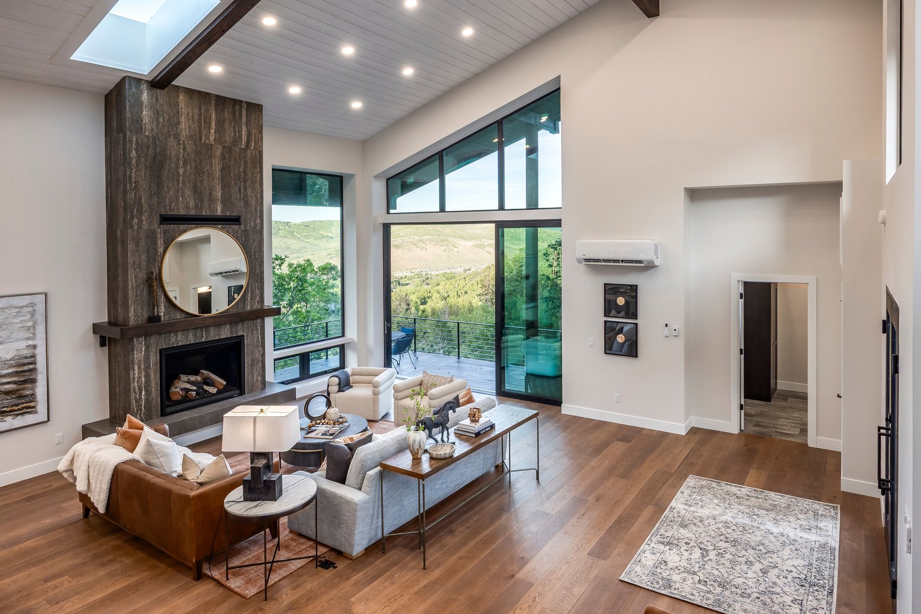 3765 Wagon Wheel way