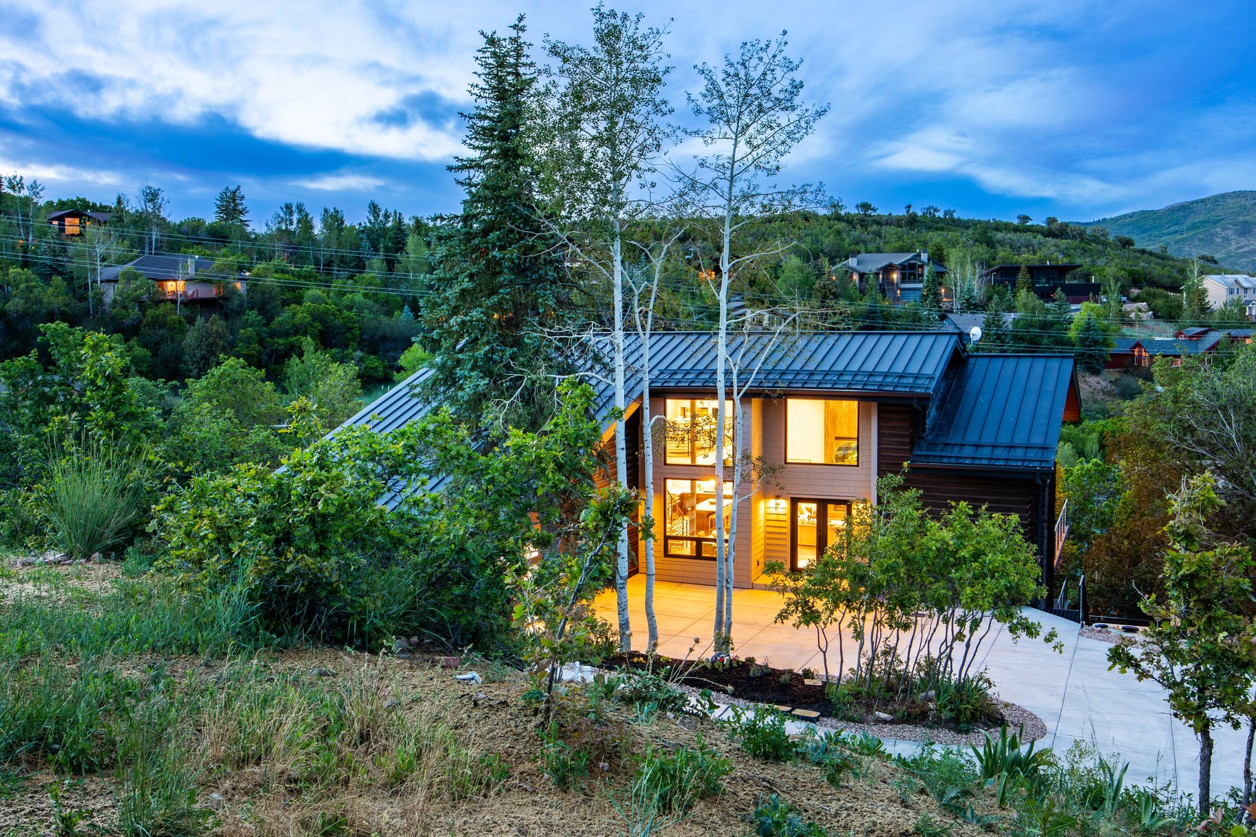 3765 Wagon Wheel way