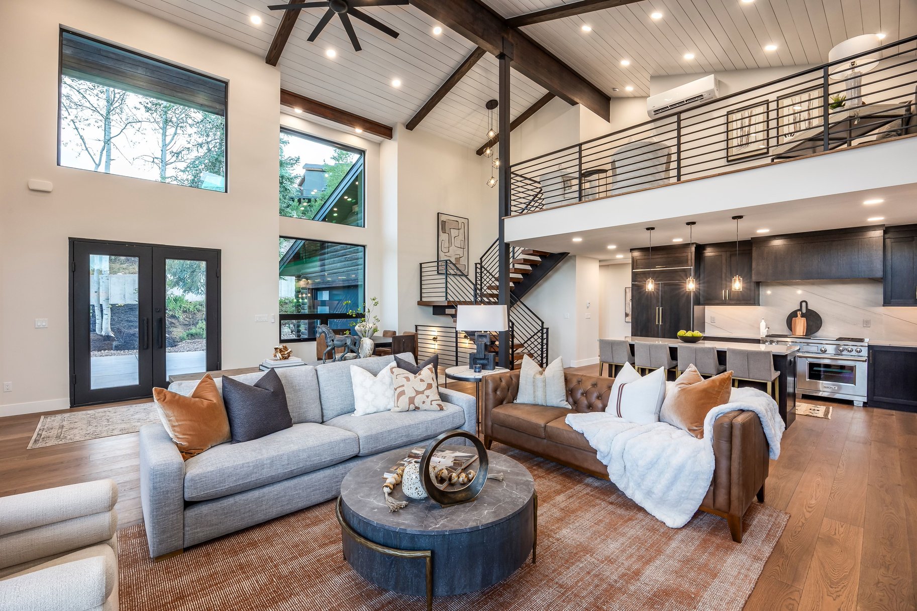 3765 Wagon Wheel way