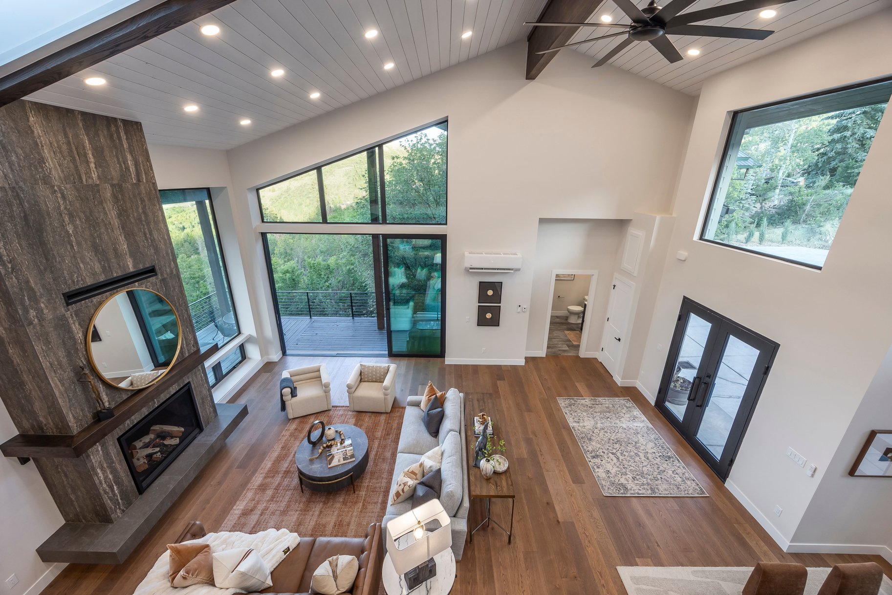 3765 Wagon Wheel way