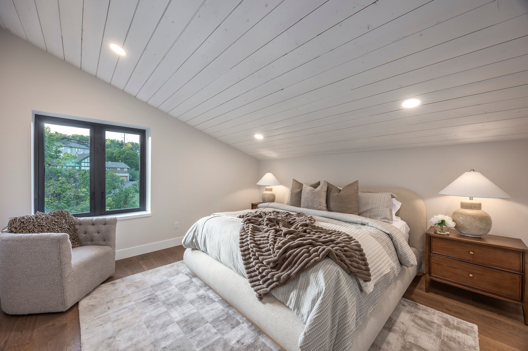 3765 Wagon Wheel way