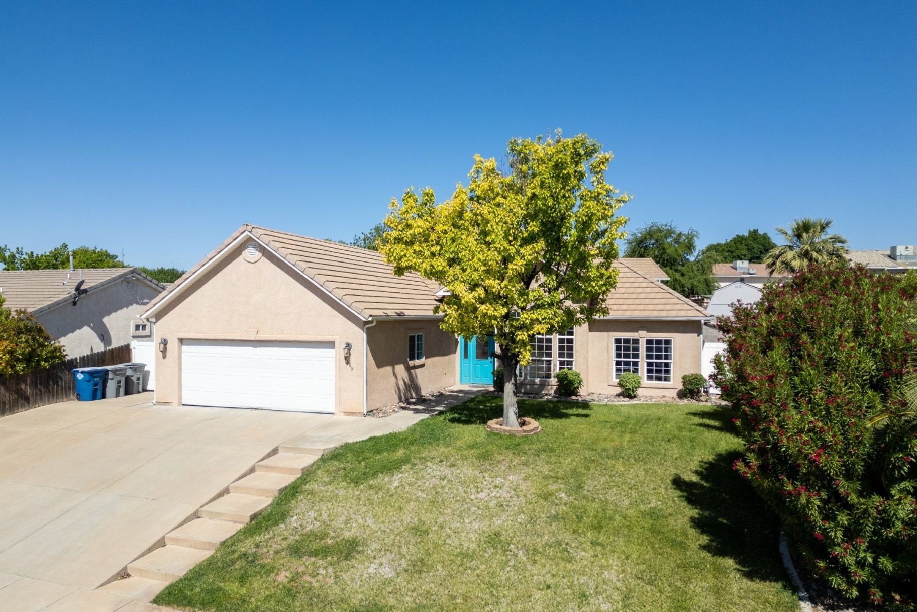 2883 E Overlook Drive