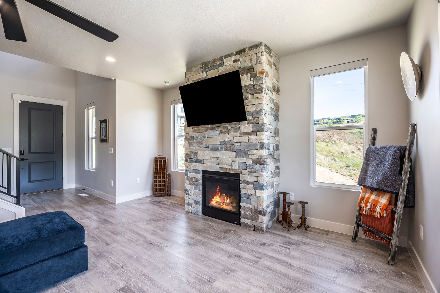 524 W Ascent Drive