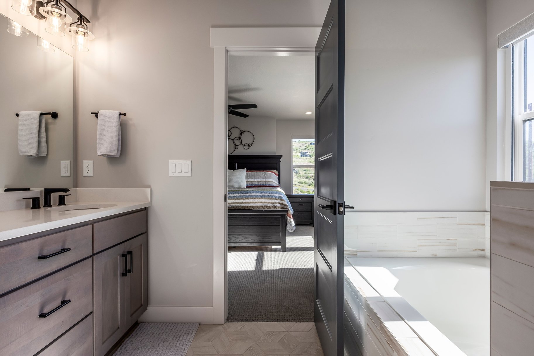 524 W Ascent Drive
