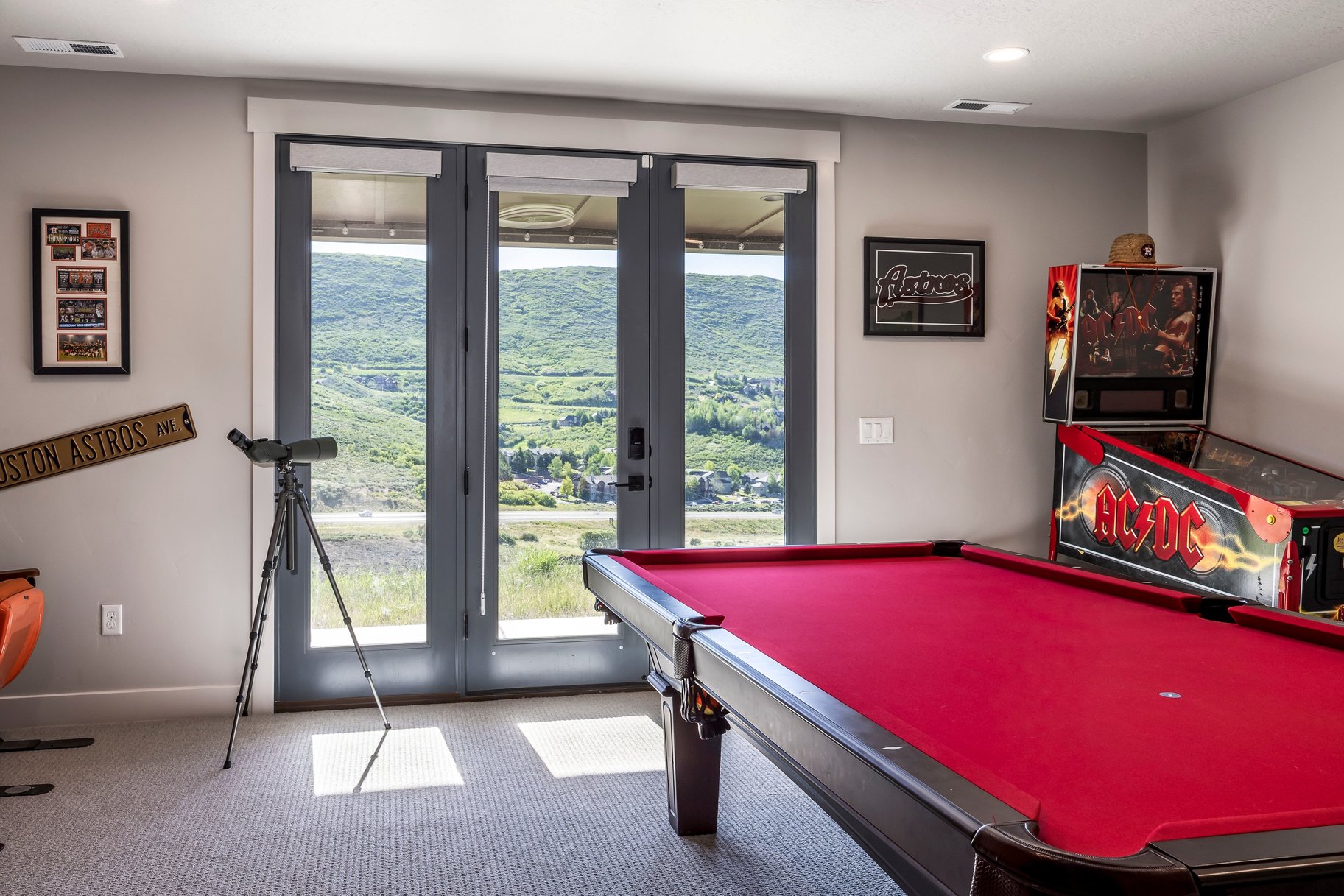 524 W Ascent Drive