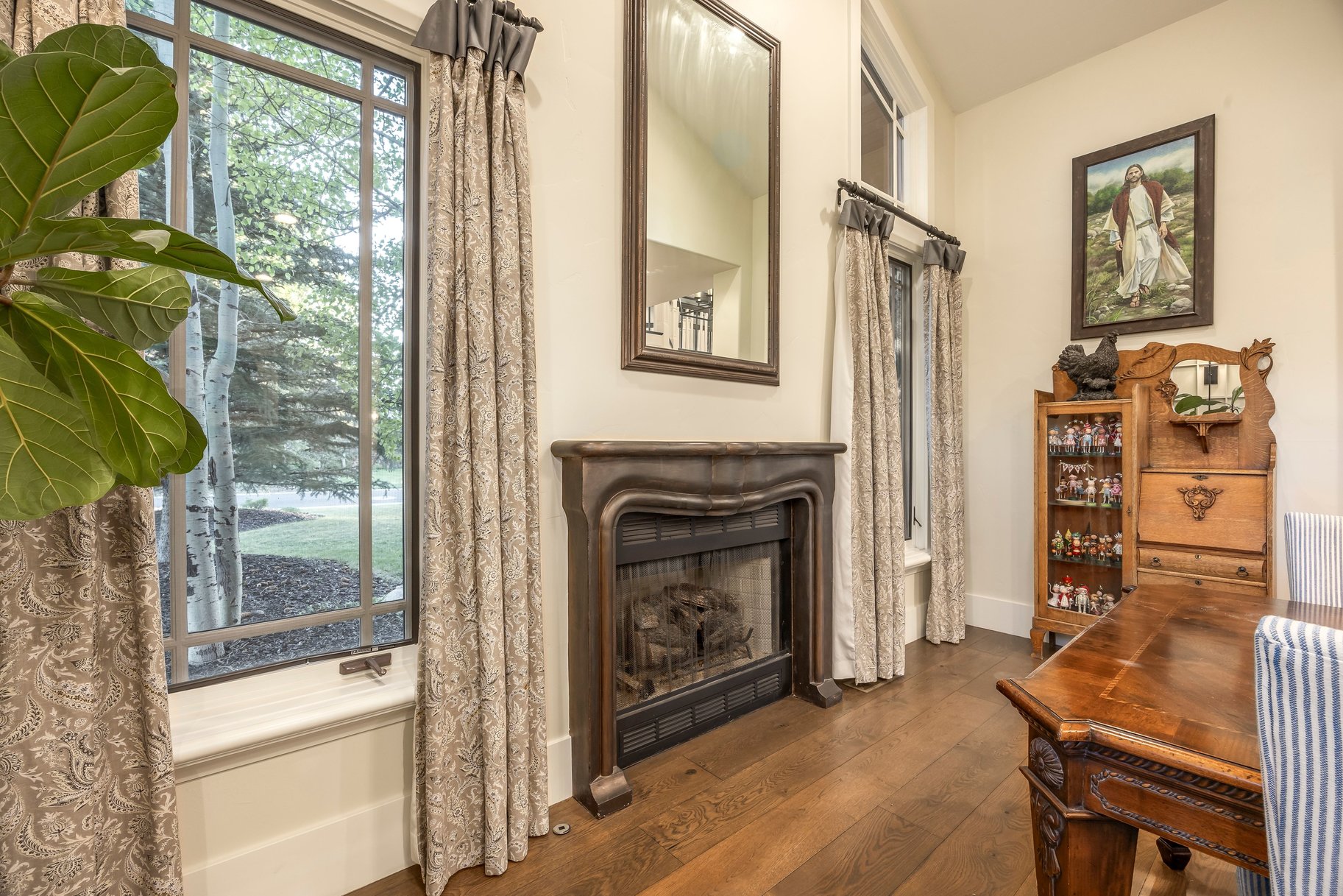 5785 Mountain Ranch Drive
