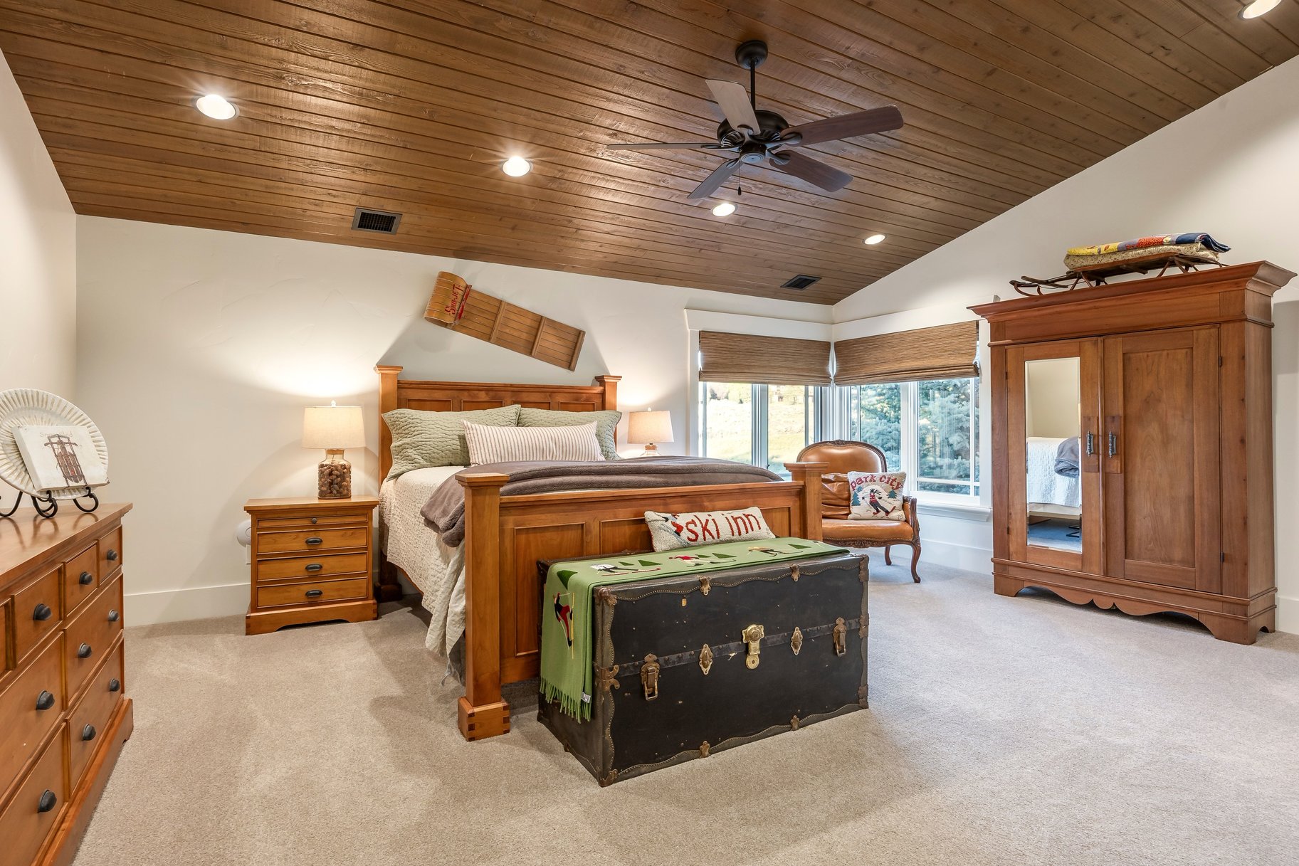 5785 Mountain Ranch Drive