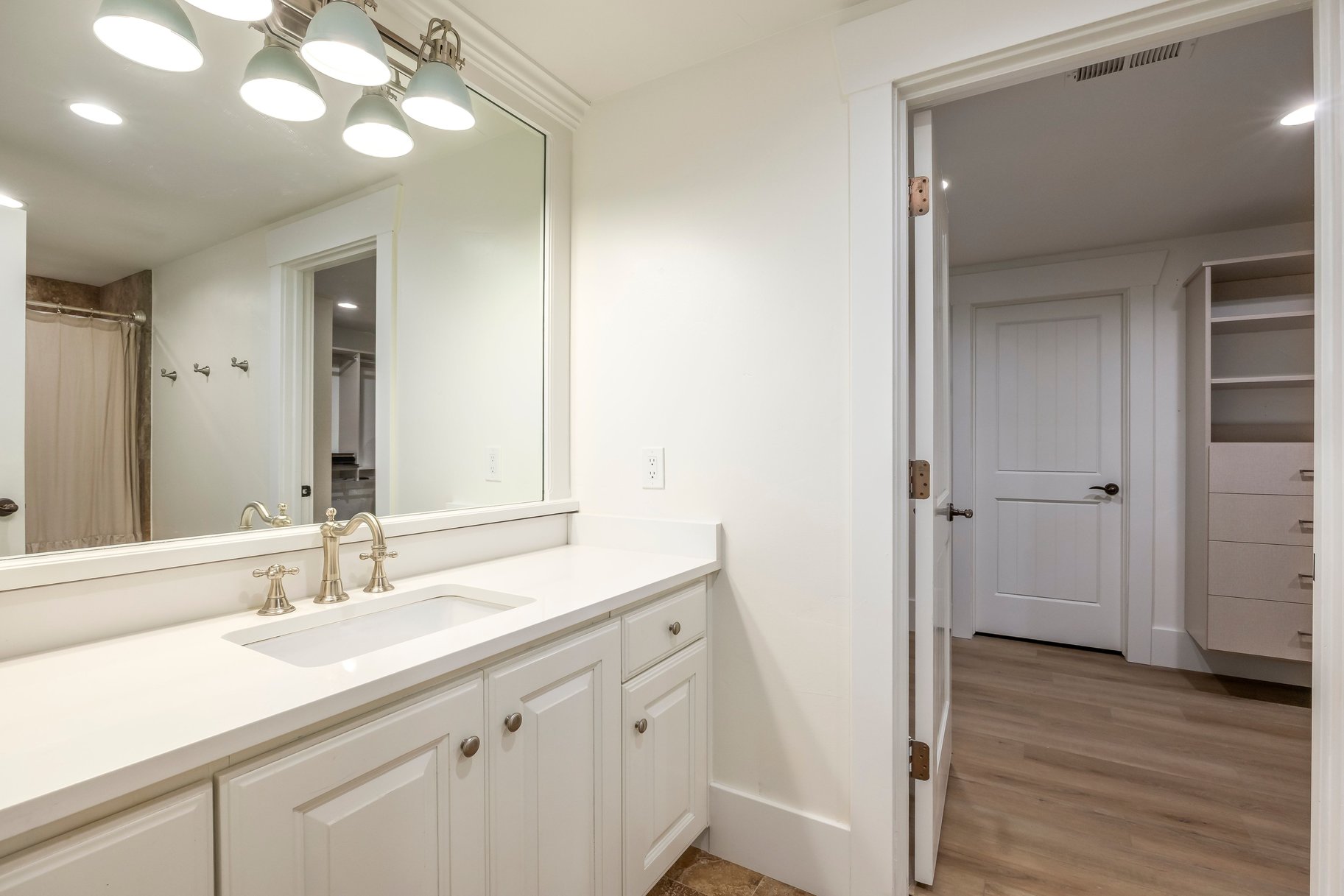 5785 Mountain Ranch Drive