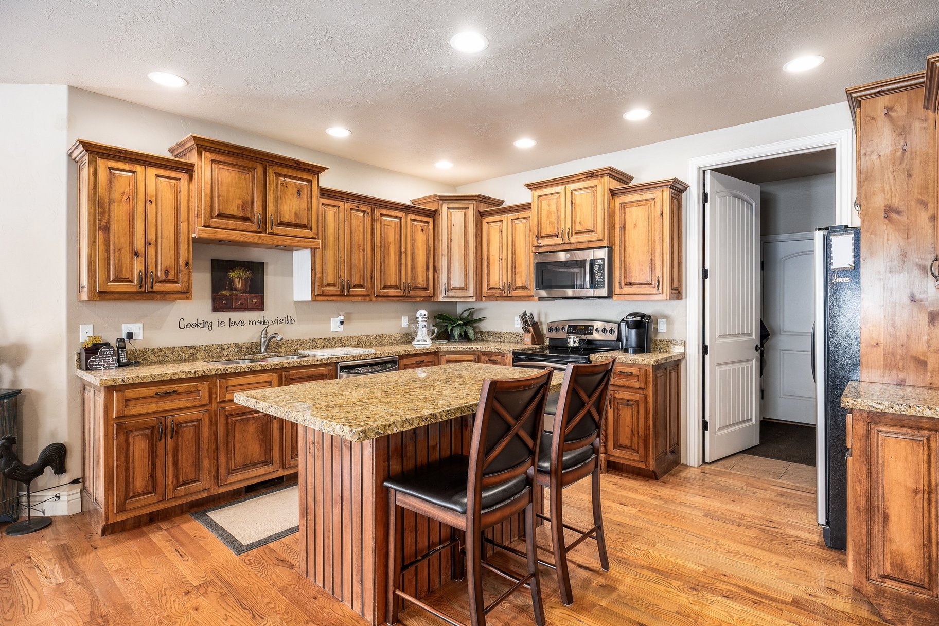 258 E Red Leaf Drive