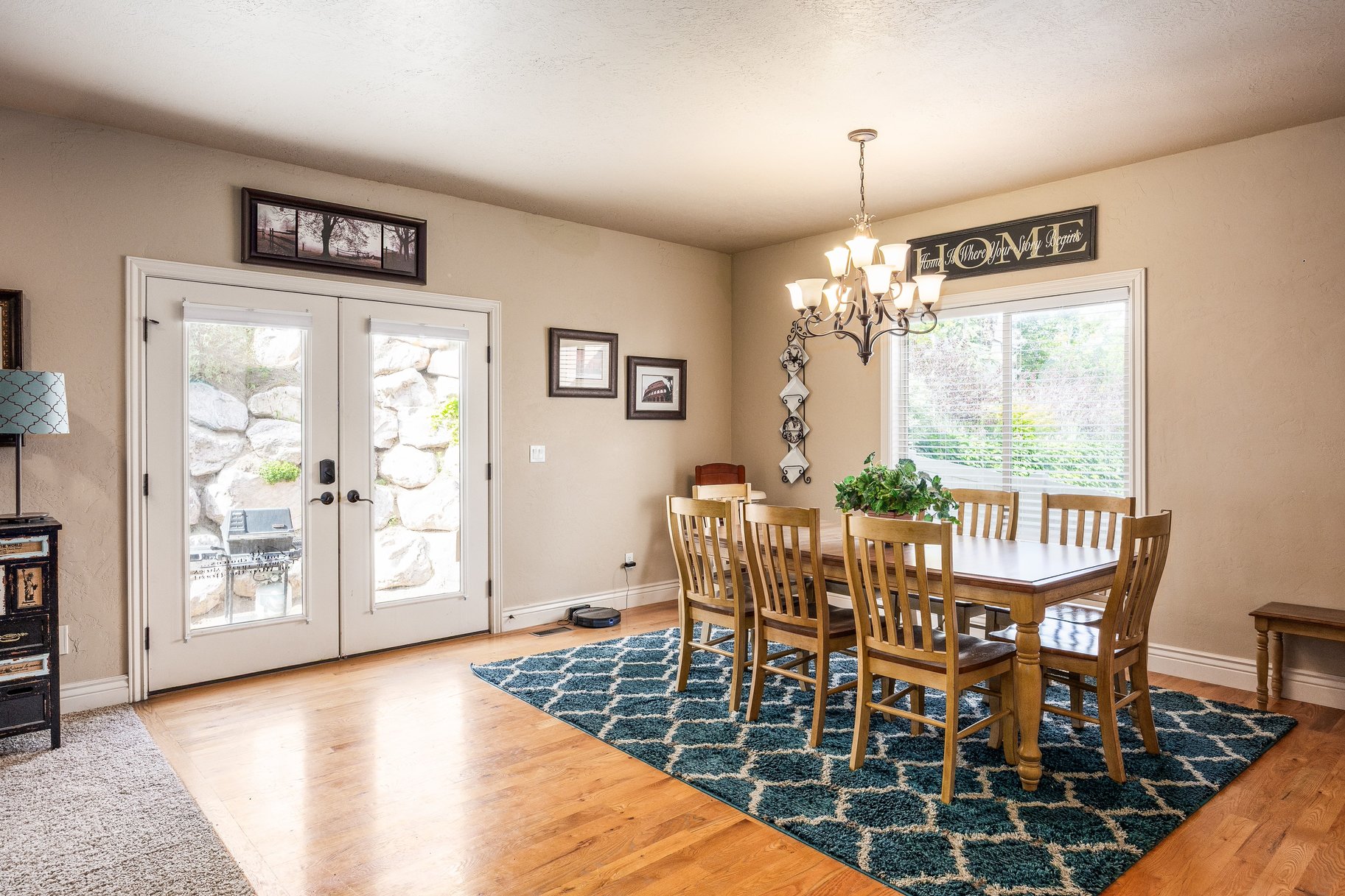 258 E Red Leaf Drive