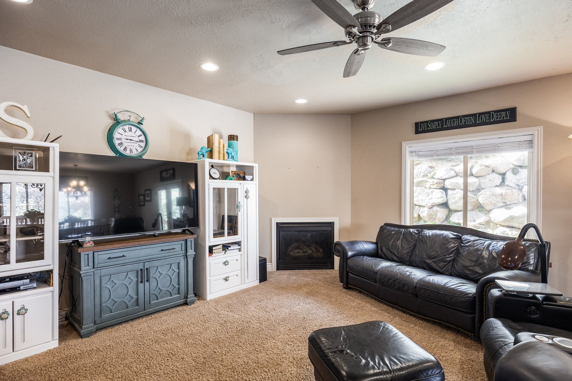 258 E Red Leaf Drive