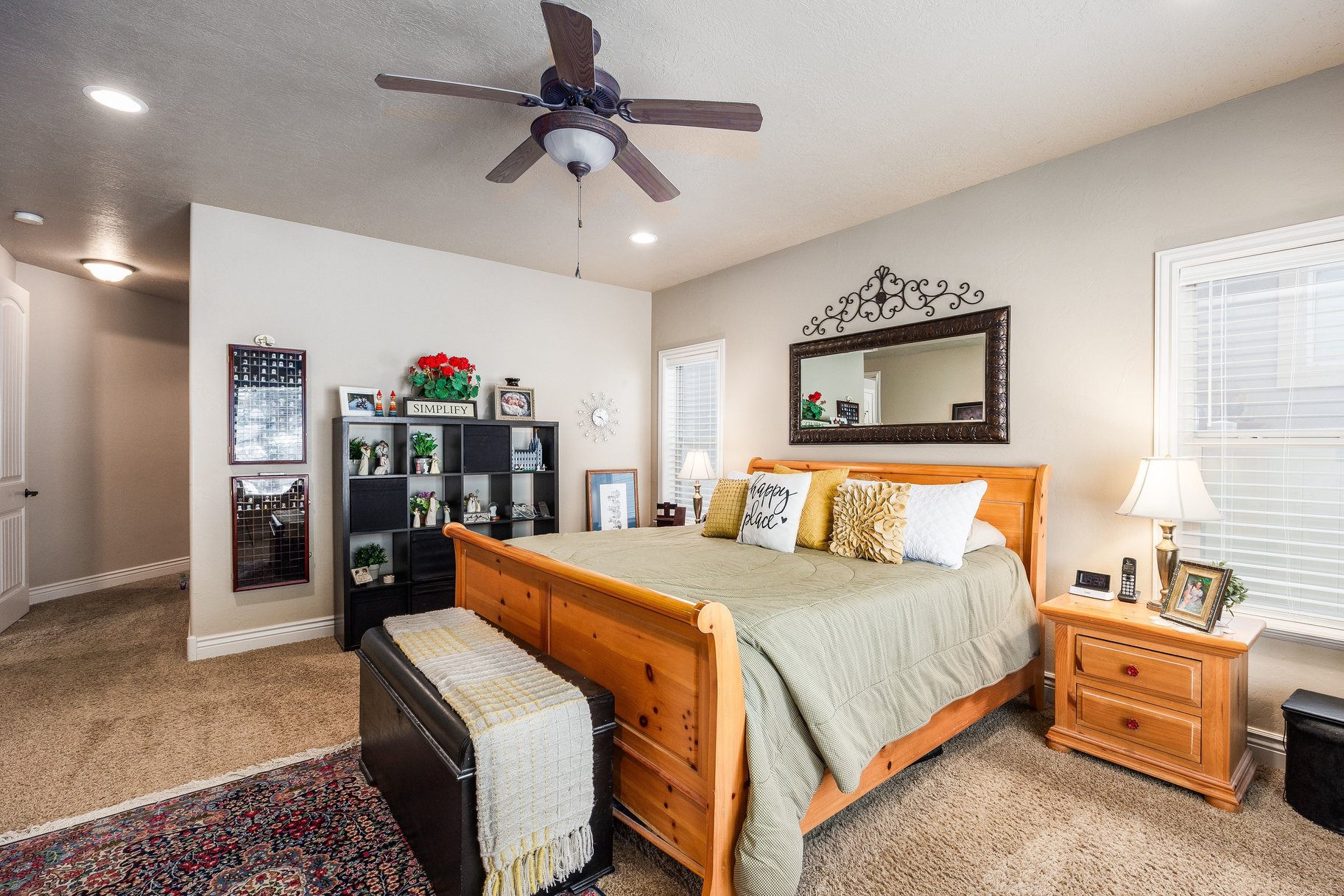 258 E Red Leaf Drive
