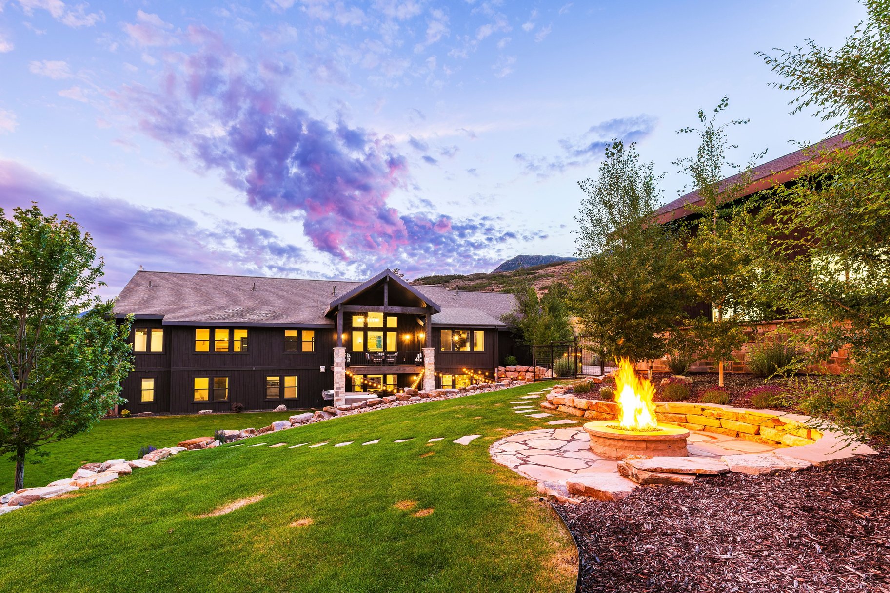2470 N River Meadows Lane