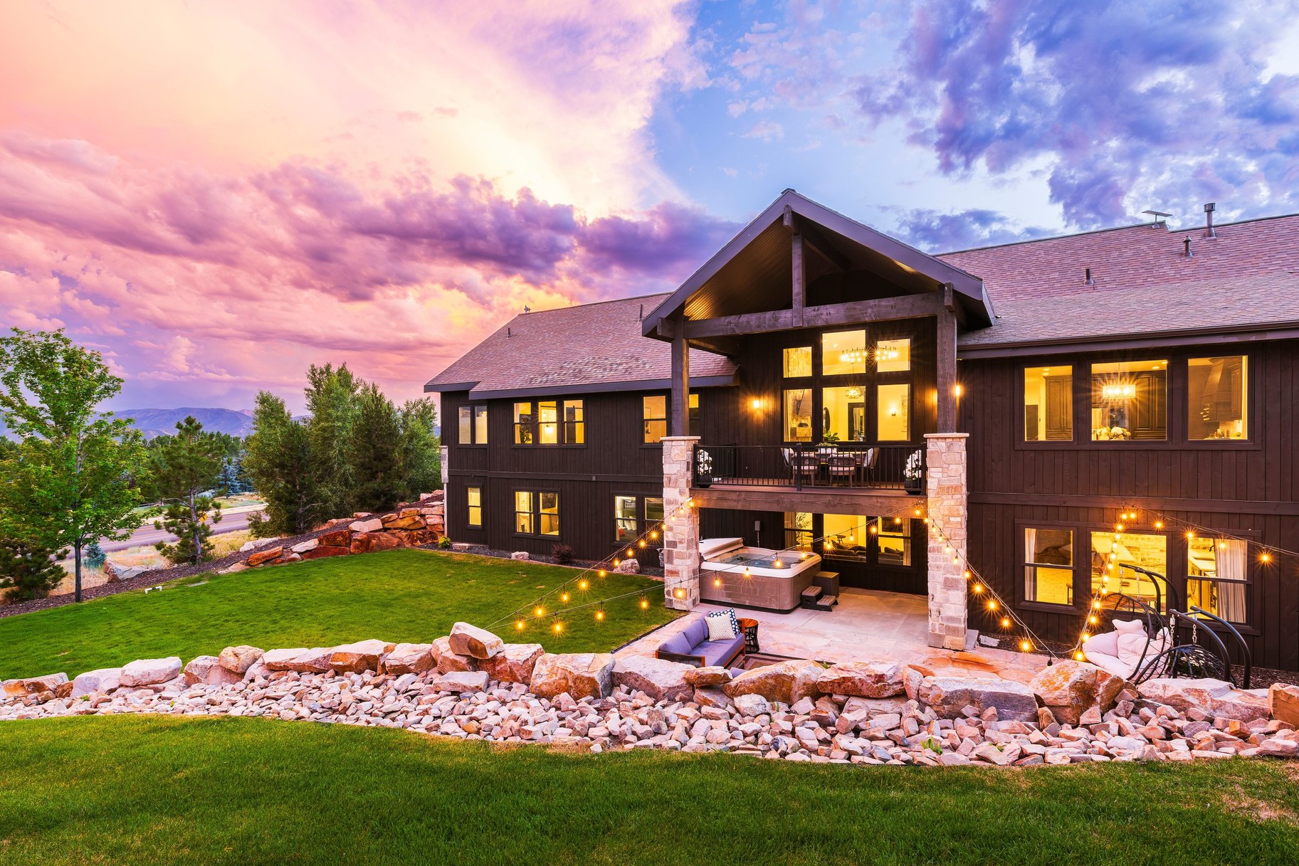2470 N River Meadows Lane