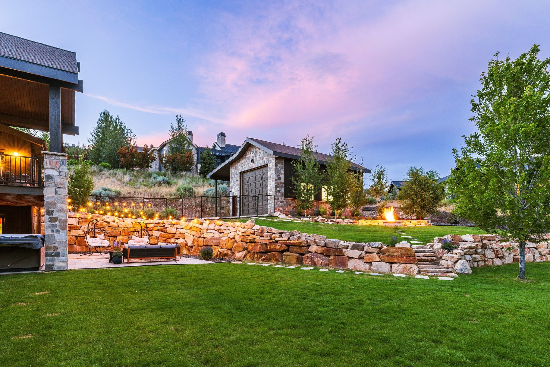 2470 N River Meadows Lane