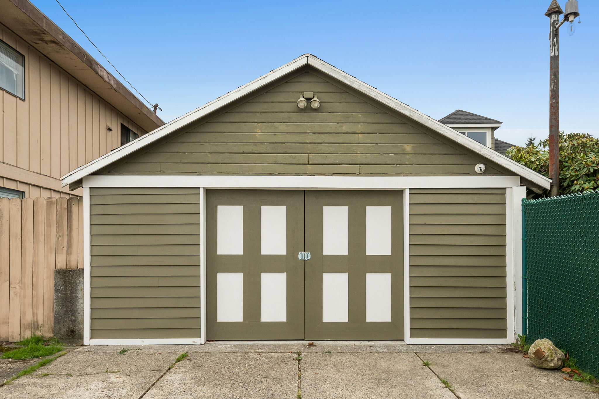 3425 Grand Ave 
