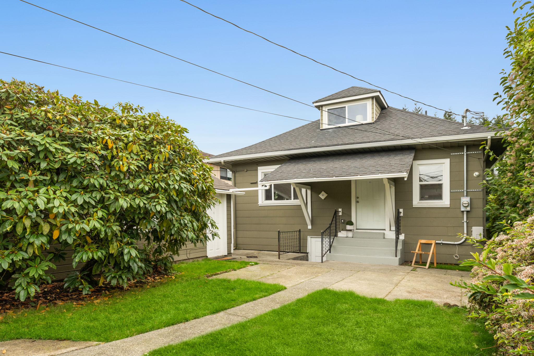 3425 Grand Ave 