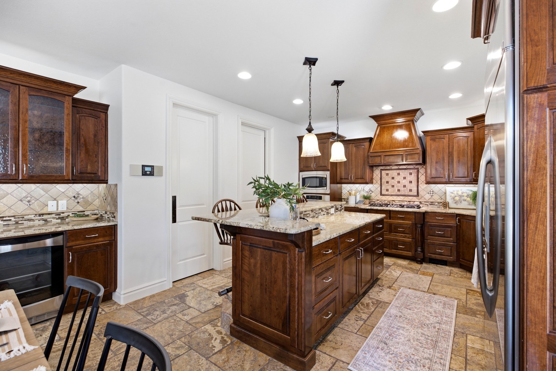 1638 West 3530 South